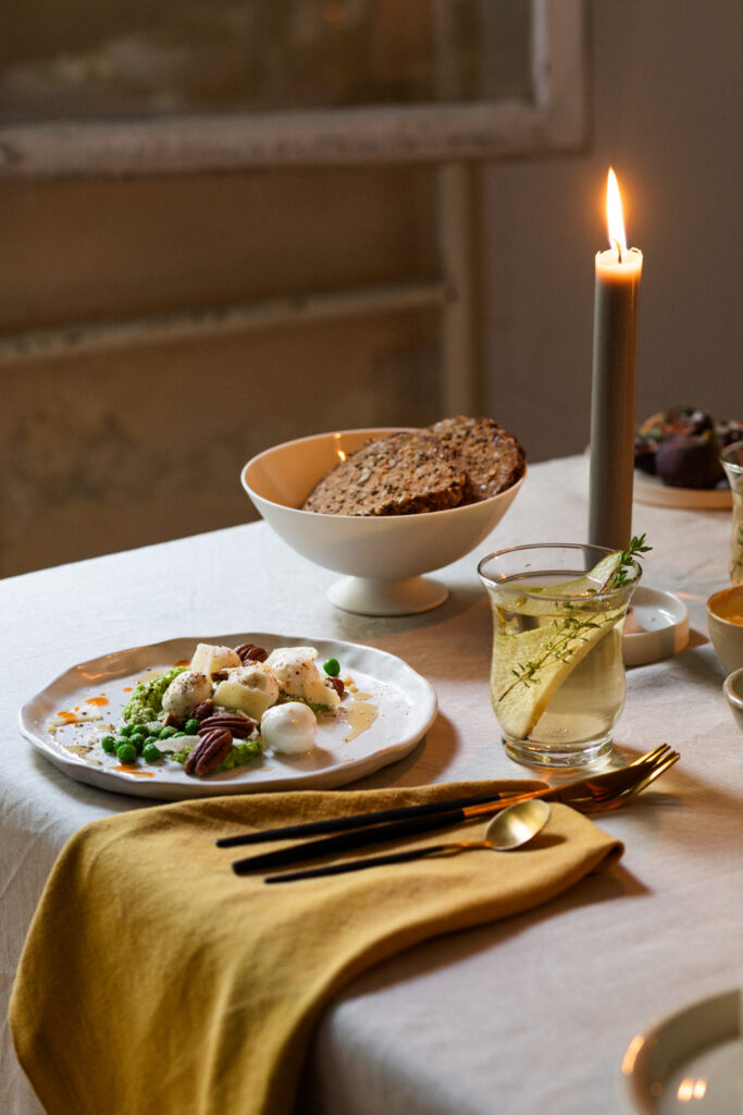 Tablesetting green wedding