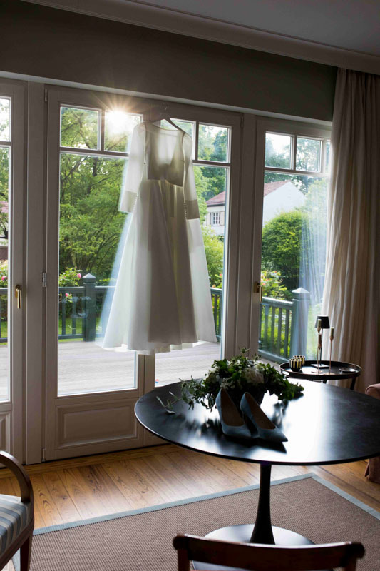 Brautkleid im Abendlicht
